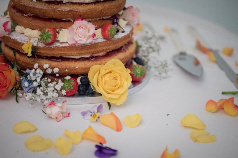 wedding-cake-surrey