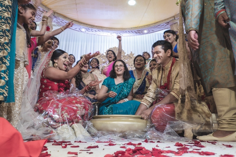 natural-asian-wedding-photographer-stanmore
